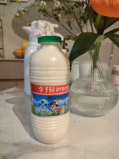美食｜李子园甜牛奶真是童年记忆呀！