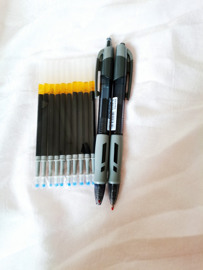 得力中性笔怎么样 好用文具分享之得力按动中性笔_什么值得买