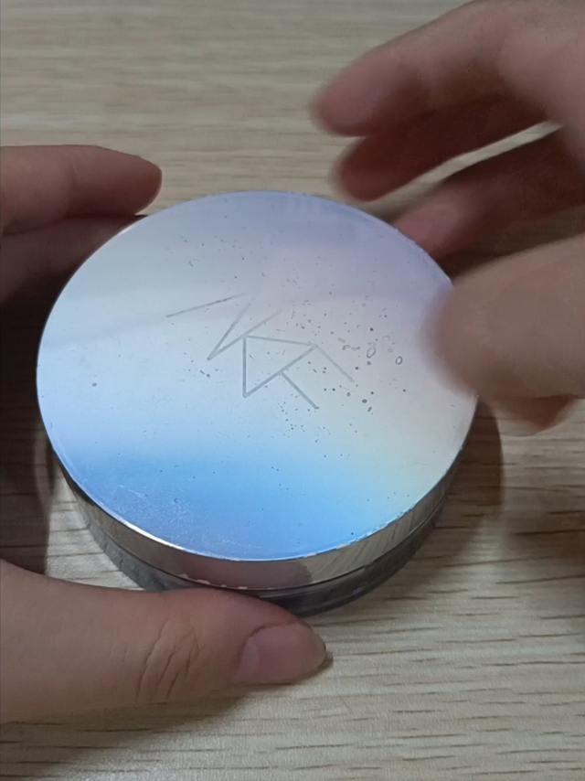 平价散粉首选akf散粉