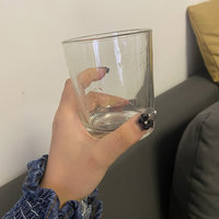 超简洁的喝水杯，这个杯子喝什么都好好看。