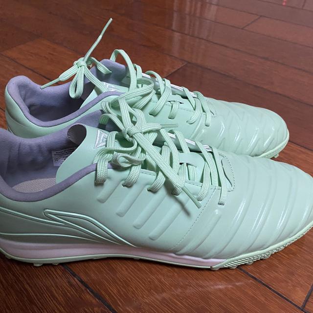 便宜好穿的袋鼠皮足球鞋——李宁铁SE系列足球鞋 