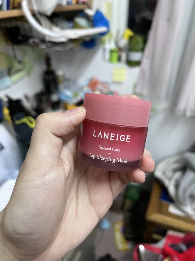 最近双十二这个爆款唇膜在打折哦。