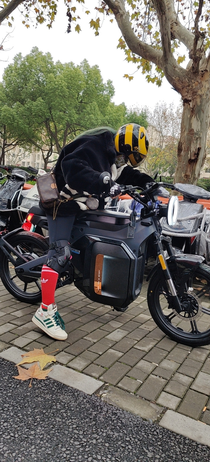 小牛电动电动车怎么样 小牛sqi 跨骑电动车 改版升级后的试驾体验