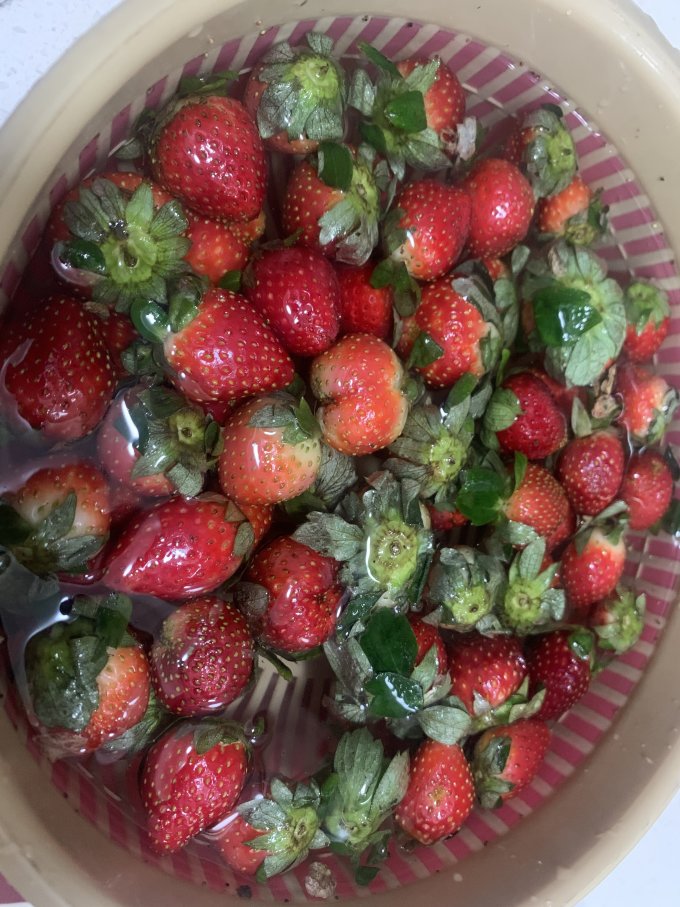 润宁草莓怎么样 迷你小草莓没想到还挺甜_什么值得买