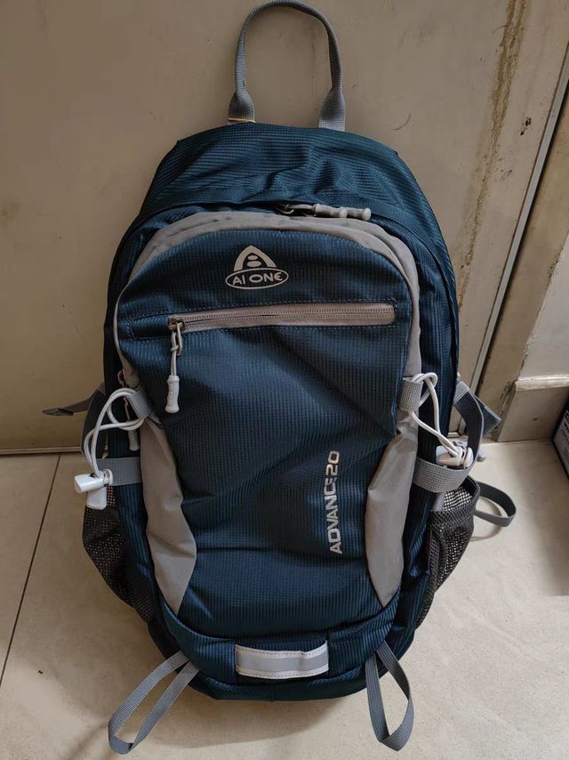 性价比极高的登山包