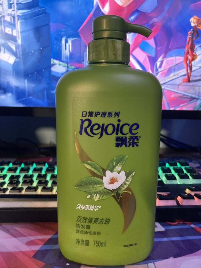 可以用超级久,这款是我一直很喜欢的味道飘柔绿茶去屑洗发水露750ml