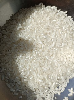 还是要多囤一些大米呀，碳水就是快乐源泉