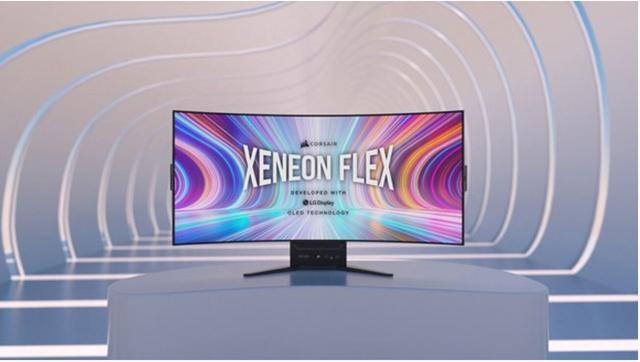 能手动掰弯！美商海盗船终于推出 XENEON FLEX 45WQHD240 OLED 顶级显示器