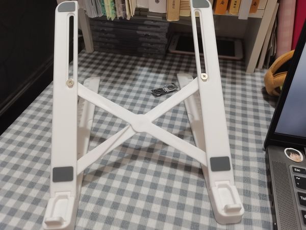 这个电脑支架有点子东西