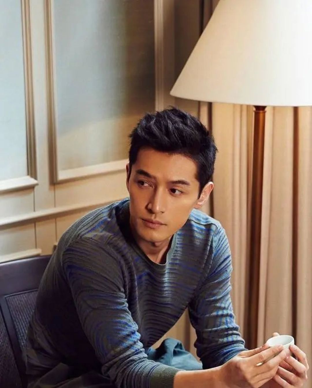 跑步10年1个月练出腹肌胡歌放弃比坚持难