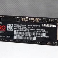 三星 990 PRO SSD 2TB 评测，三星 PCIe Gen 4 SSD 的终极型态