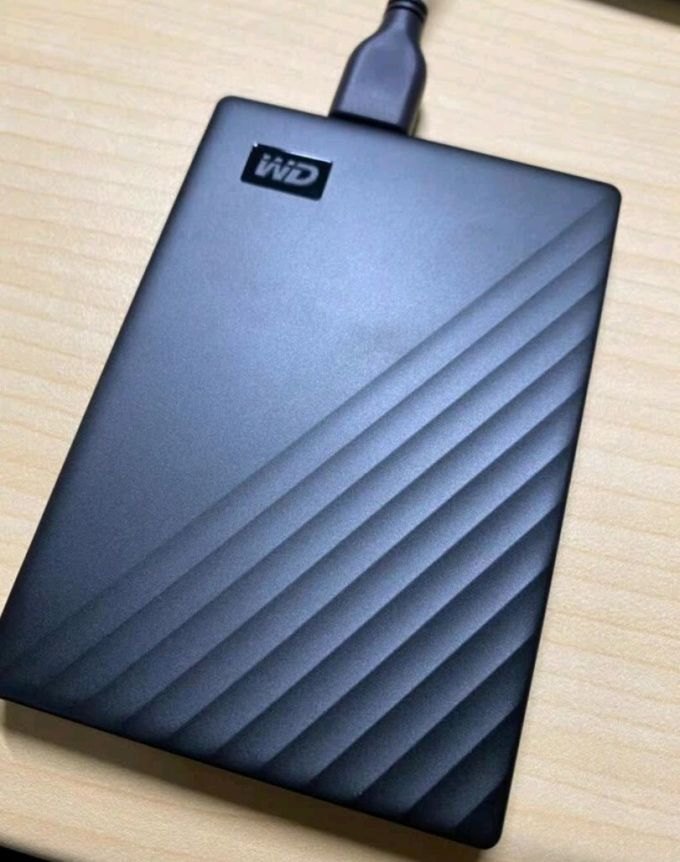 西部数据移动硬盘