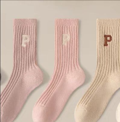 堆堆袜子女秋冬款加绒加厚中筒袜