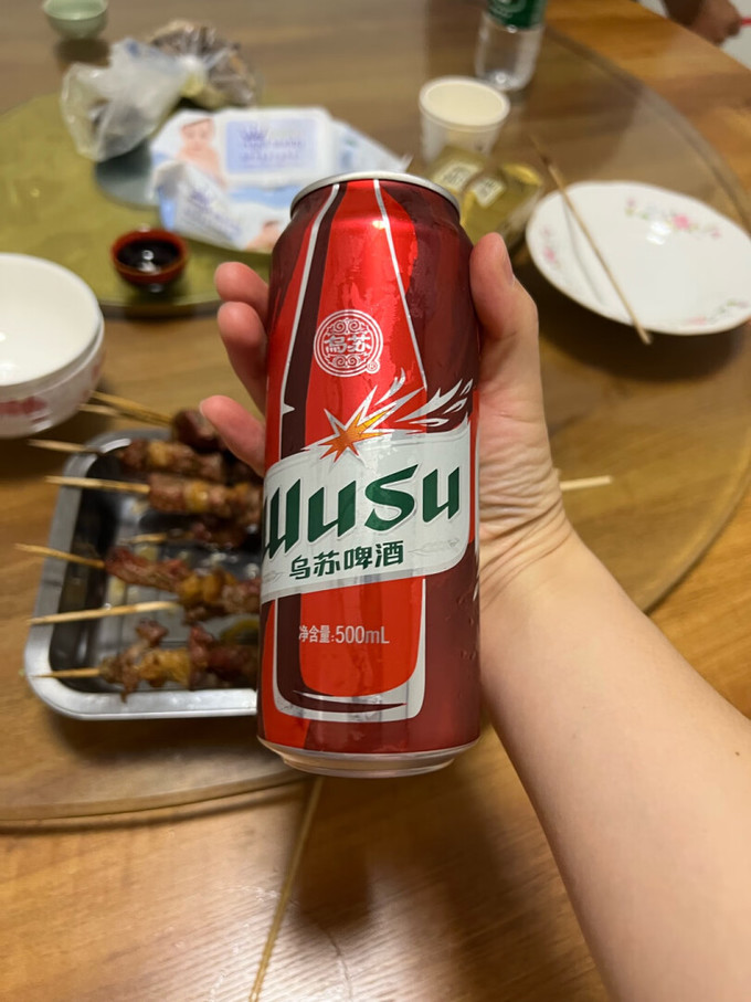 乌苏啤酒工业啤酒怎么样 酒花香气:第一次买这酒,味道纯._什么值得买