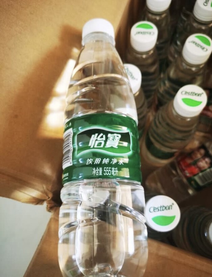 怡寶飲用水純淨水555ml24瓶整箱裝