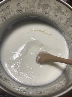 自己做的酸奶就是好喝！！