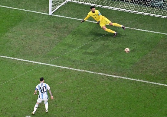 阿根廷3(4)-3(2)法国 梅西加冕“球王”，单场创多项记录！