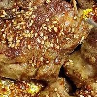 拿手菜～炫 篇五十一：在家就能做出新疆风味的炭烤羊排，太香了
