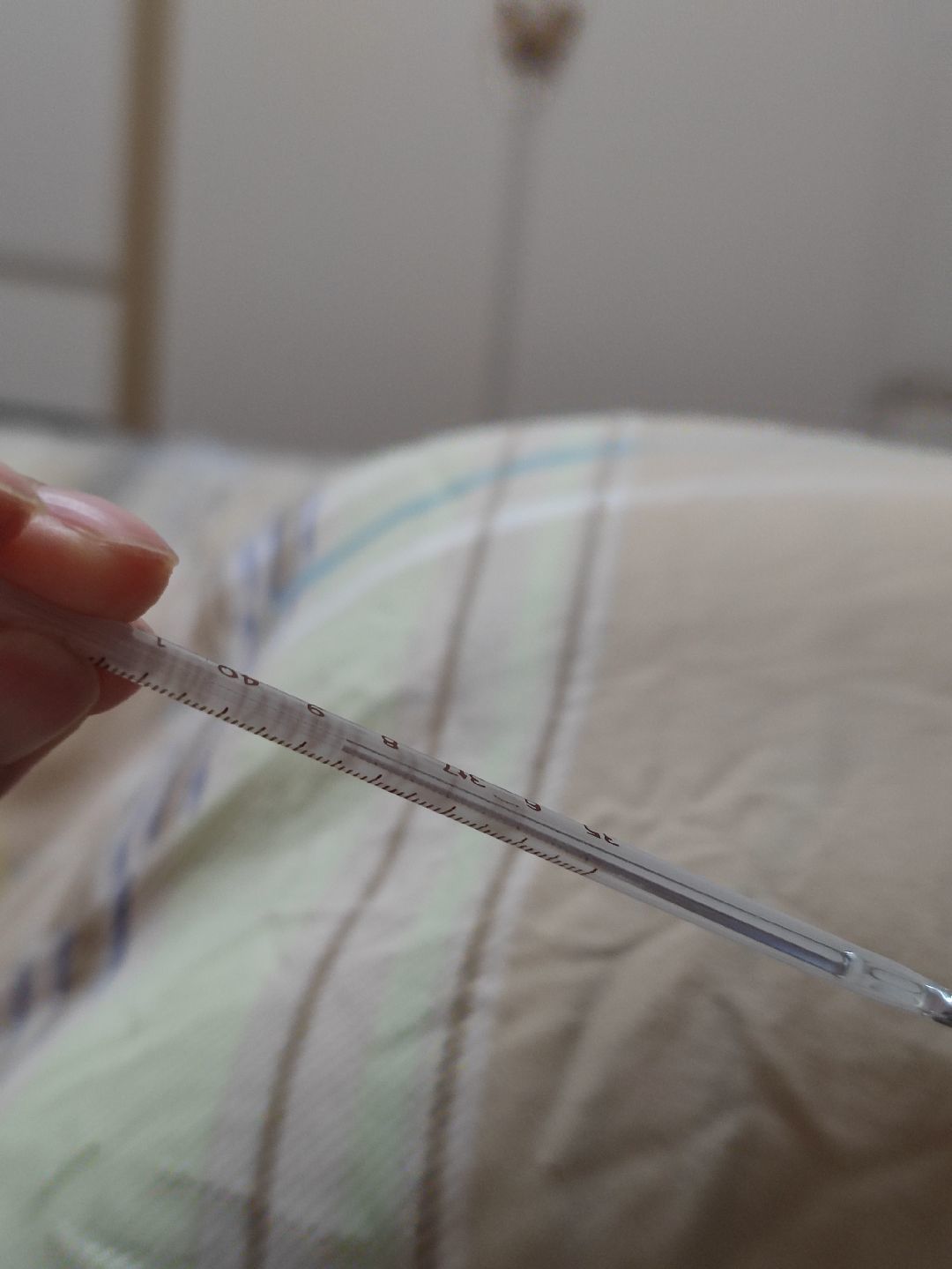 泰哲体温计怎么样在家发烧，同事还催你上班的怎么办？_什么值得买