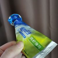 能从挤压程度看出来我家有多喜欢这个牙膏了