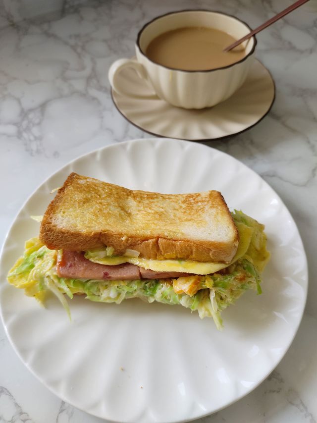 五分钟早餐！吃不腻的包菜吐司夹！