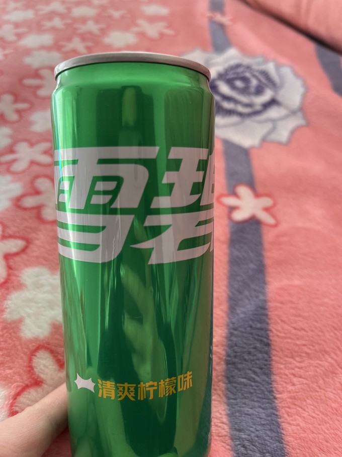 雪碧碳酸饮料