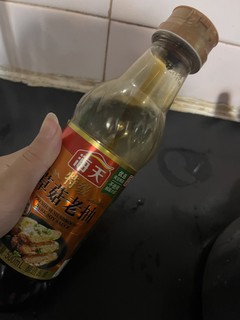 家家必备海鲜草菇老抽