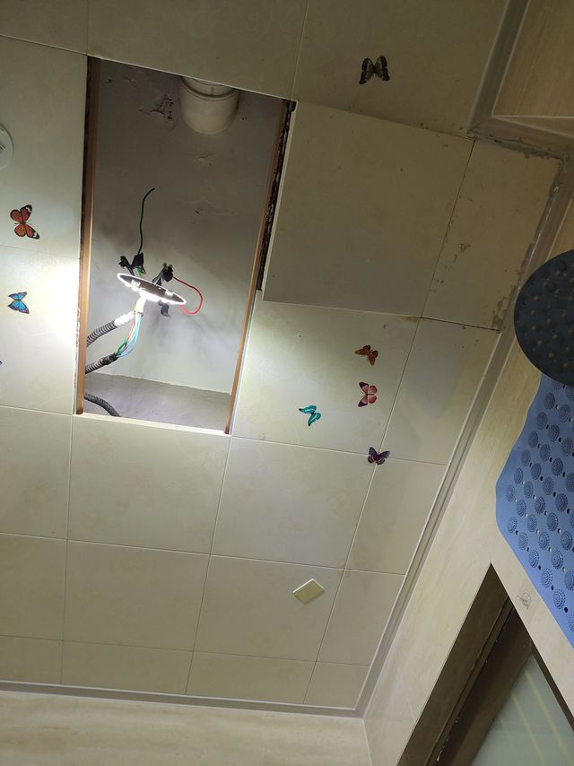 家里浴霸坏了，我用取暖器替代