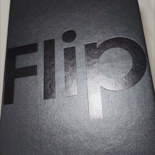 轻巧的Galaxy Z Flip3