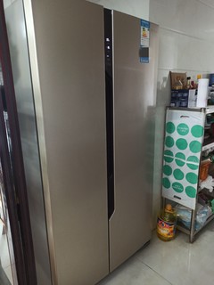 暖心又实用的容声双开门大冰箱。