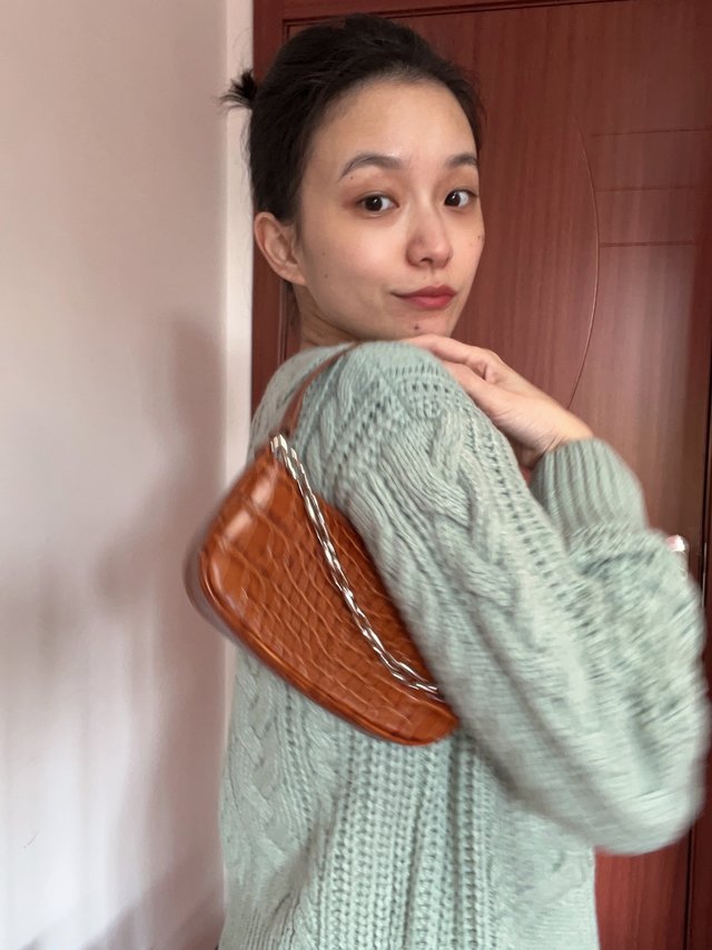 今年买的很超值又好看的腋下包