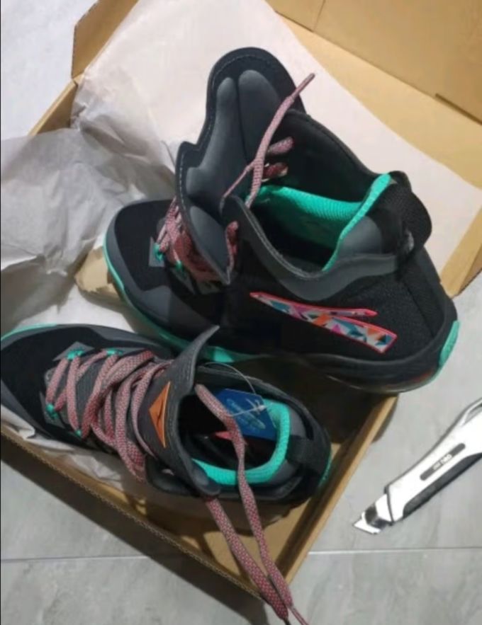 安踏篮球鞋怎么样 媳妇给买的安踏神盾1代篮球鞋_什么值得买