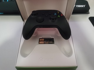 入个xbox手柄，买完就降价