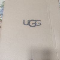 冬天鞋柜里一定要有一双UGG