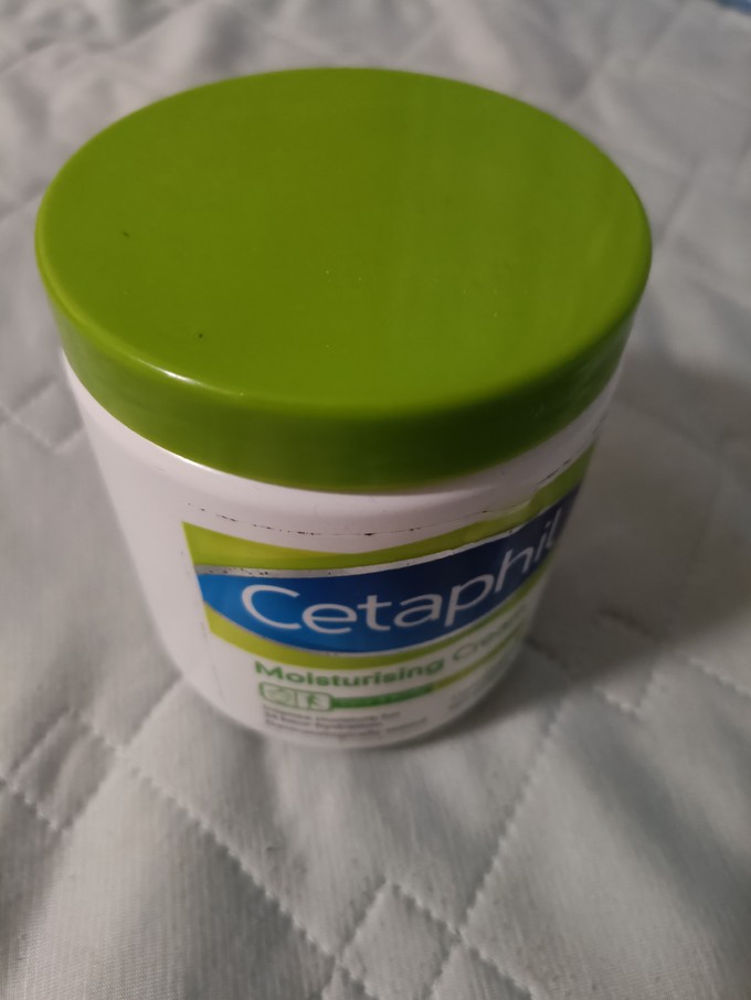 21:01:59保溼滋潤絲塔芙(cetaphil)舒潤保溼霜550g(乳液麵霜身體乳