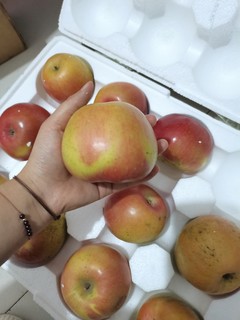 不要太在意苹果🍎的外貌，好吃才是王道