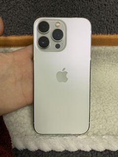 苹果党必入iPhone13 pro