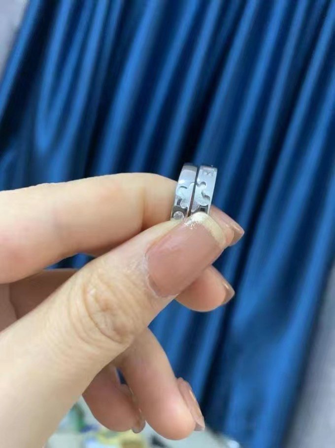 卡蒂罗时尚戒指