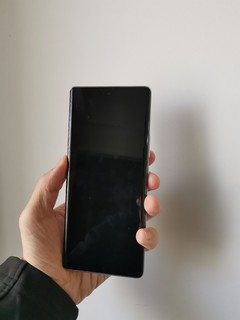 新机上手：小众手机Nubia Z50开箱