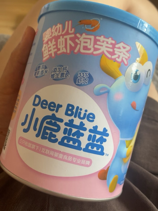 小鹿蓝蓝的零食还不错，挺好的，大品牌值得