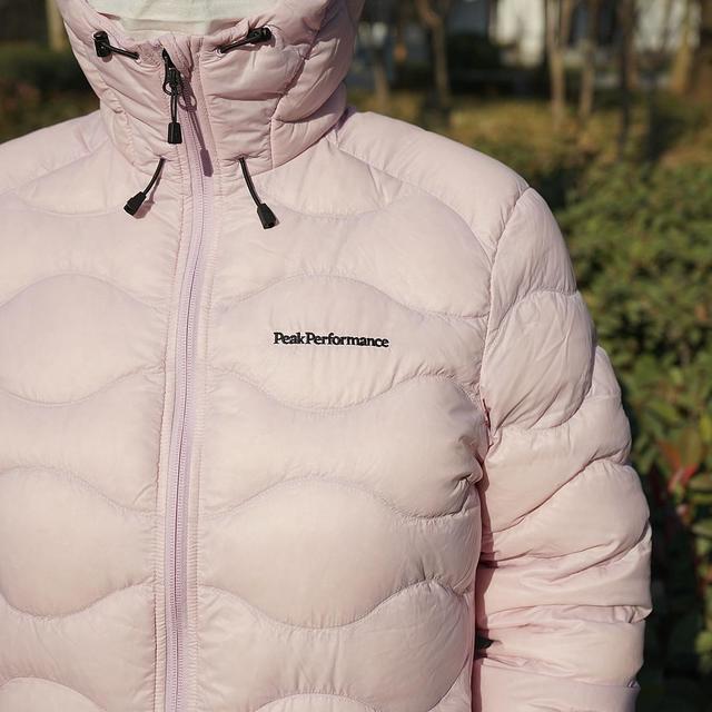 轻薄防风保暖兼备，给家人的轻型羽绒服——PeakPerformance壁克峰HELIUM羽绒服