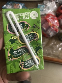 我认为优酸乳真的不好喝