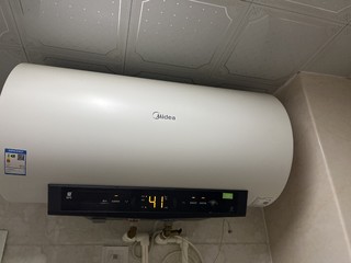 家里的热水器你用的什么牌子的？