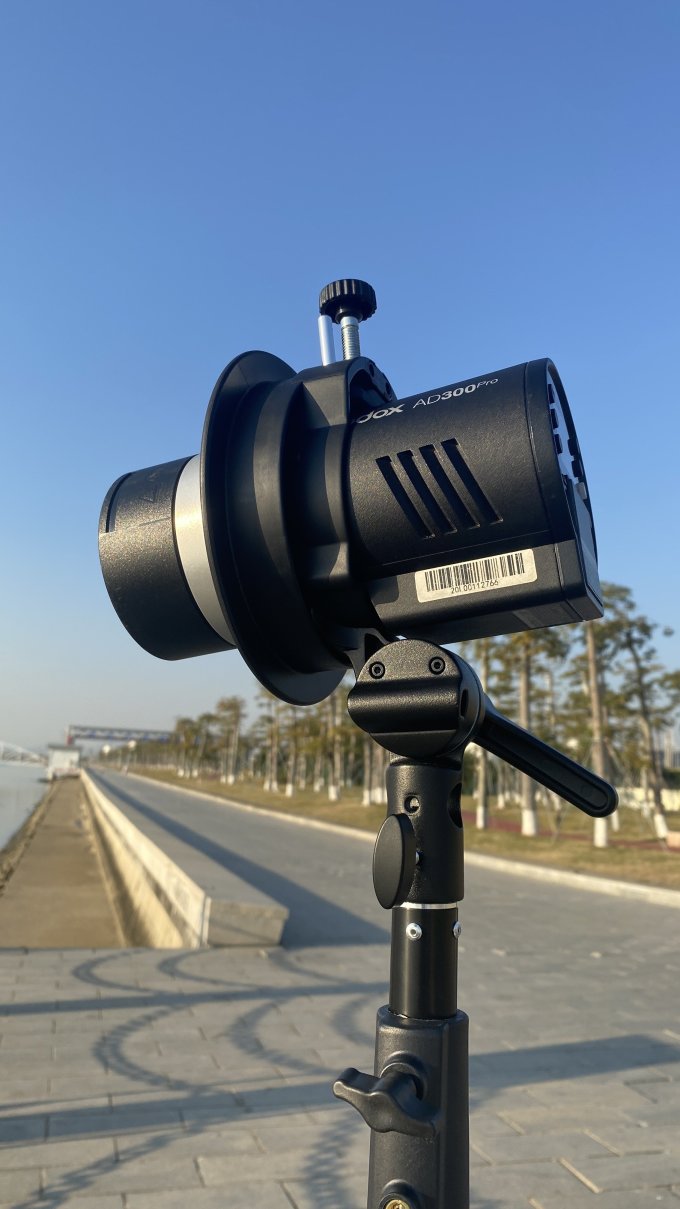 神牛闪光灯怎么样 如何评价神牛ad300pro?_什么值得买