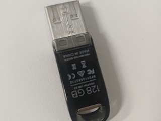 USB3.0闪迪128G u盘