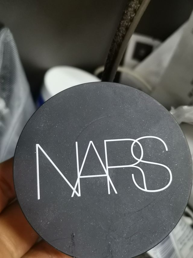 据说可以长久持妆的nars散粉真的好用吗？