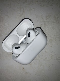 苹果 AirPods Pro主动降噪无线蓝牙耳机