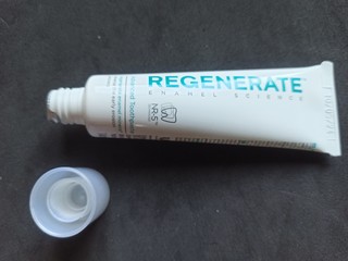 ​Regenerate修护牙釉质牙膏​