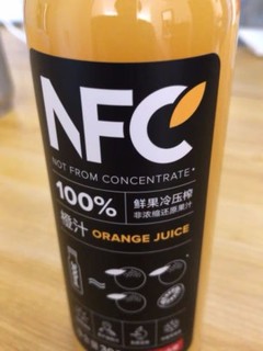 农夫山泉的橙汁，300ml装，口感纯正