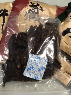 奇圣西藏牛肉干，是牛肉，味道很棒，